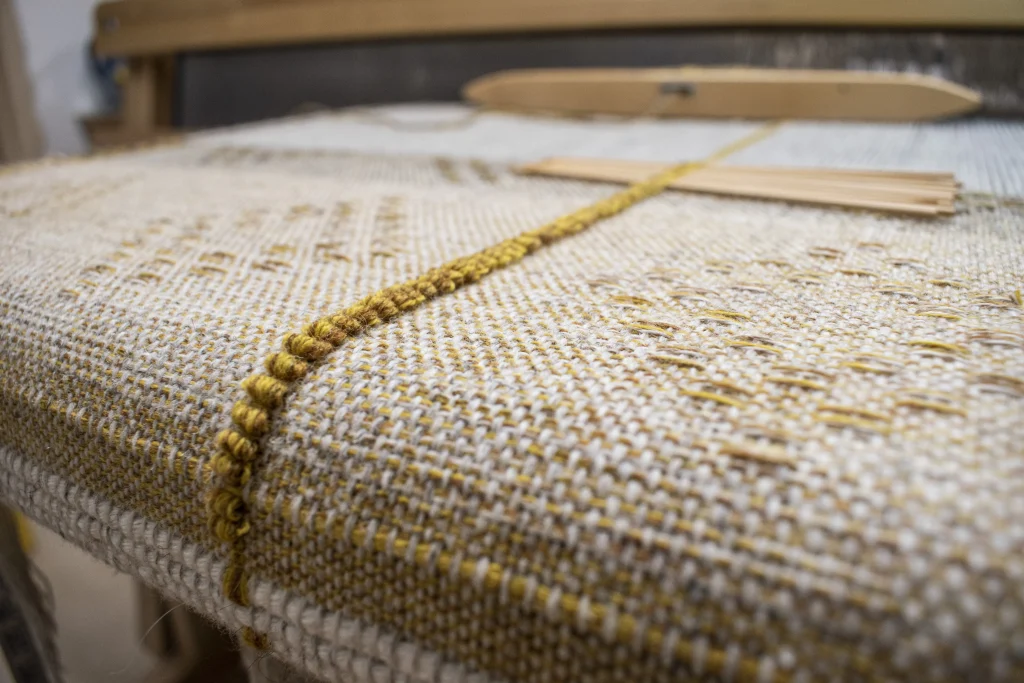 Ariadne - Wool & Cashmere Square Cushion — 4