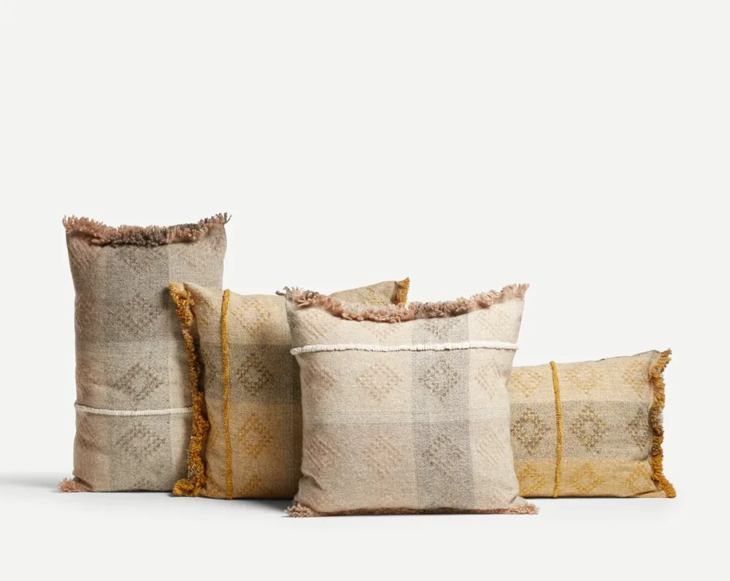 Ariadne - Wool & Cashmere Square Cushion — 6