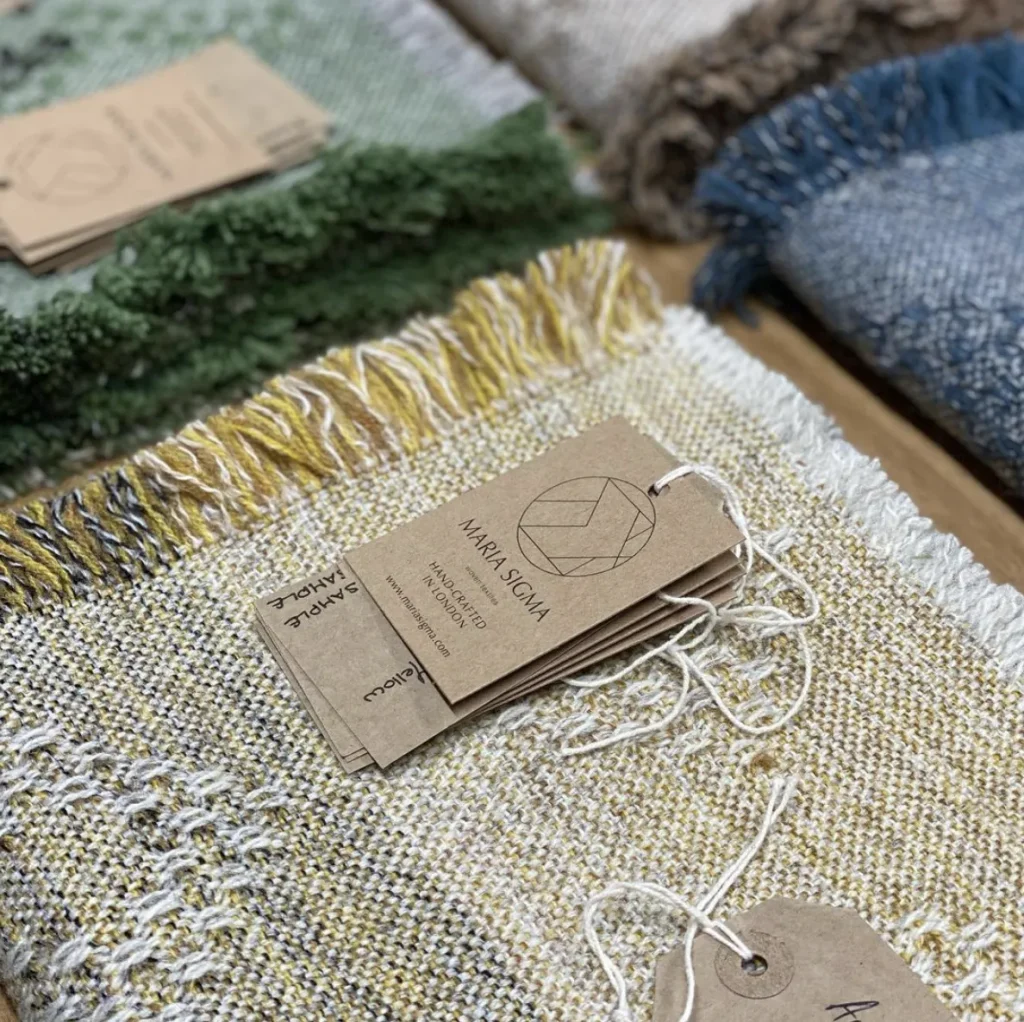 Ariadne - Wool & Cashmere Square Cushion — 8