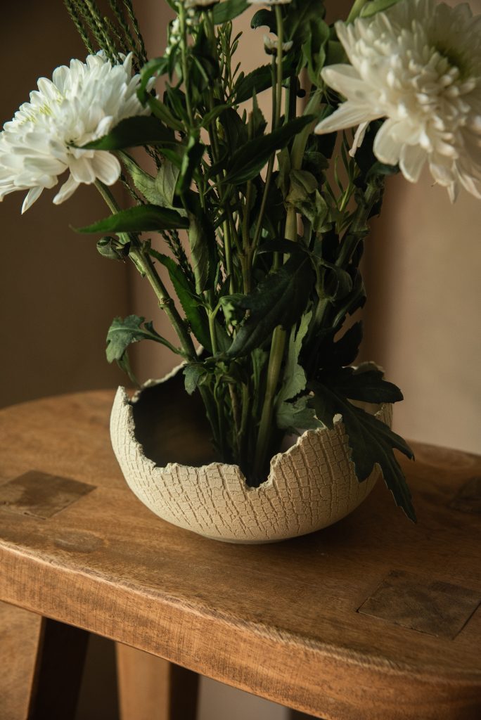 Distressed Ivory Ikebana Vessel No.5 — 3