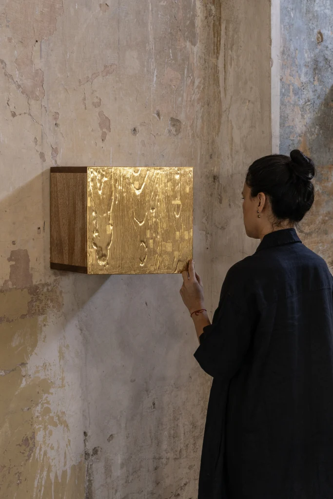 Aurum Box Square — 2