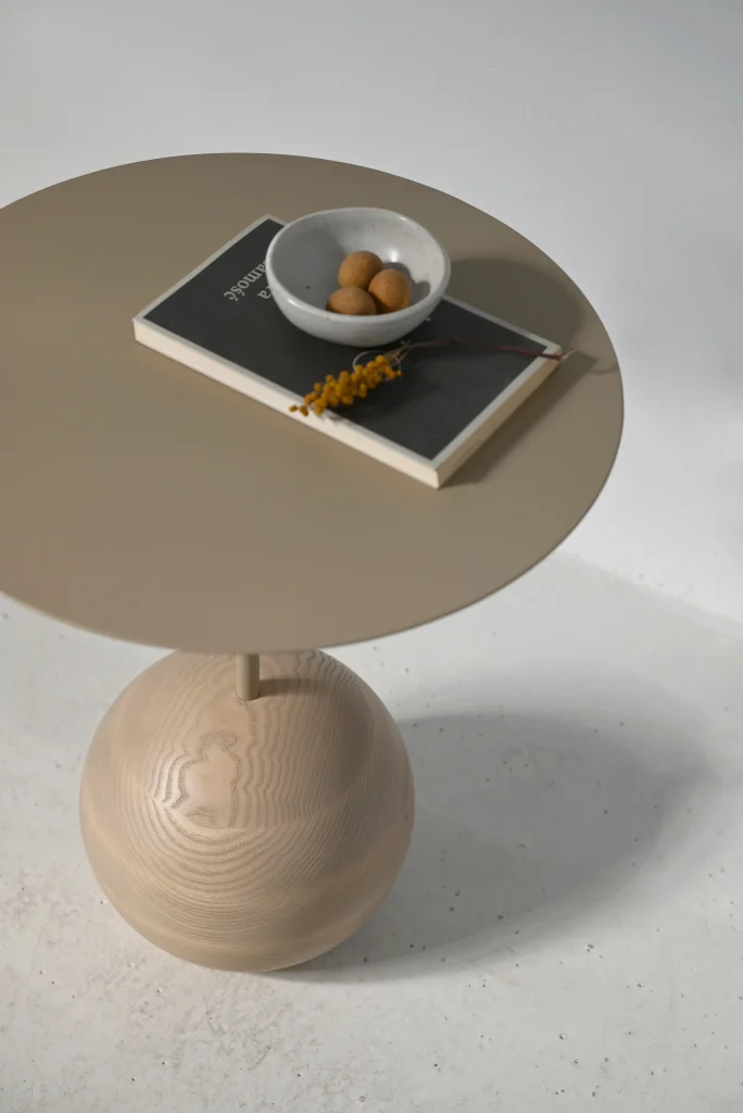 An Su – Side Table