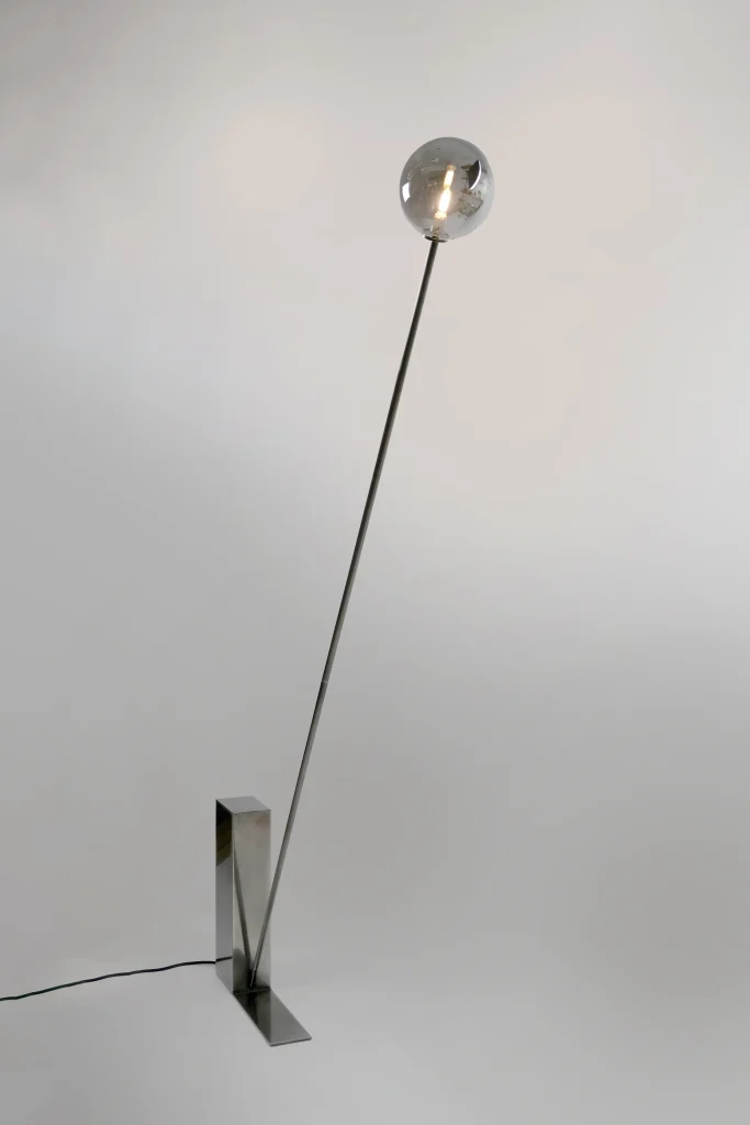 Oblique Glow Floor Lamp in Steel and Acrylic Resin — 3