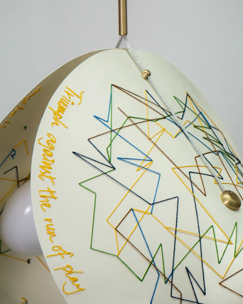 Concha Embroidure Pendant Lamp in Paper and Brass — 6