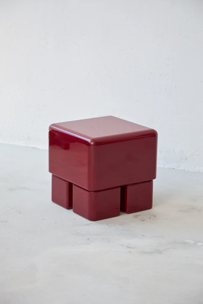 Paffuto - Small Rounded Side Table — 3
