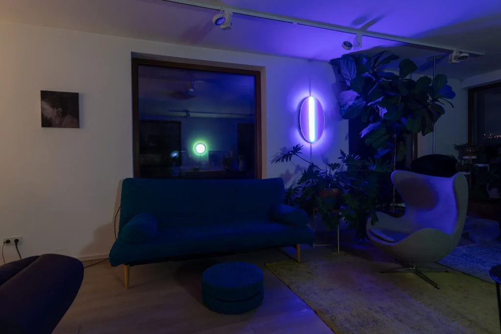 Aurora Gloss - Smart Gradient Acrylic Glass Lamp — 4