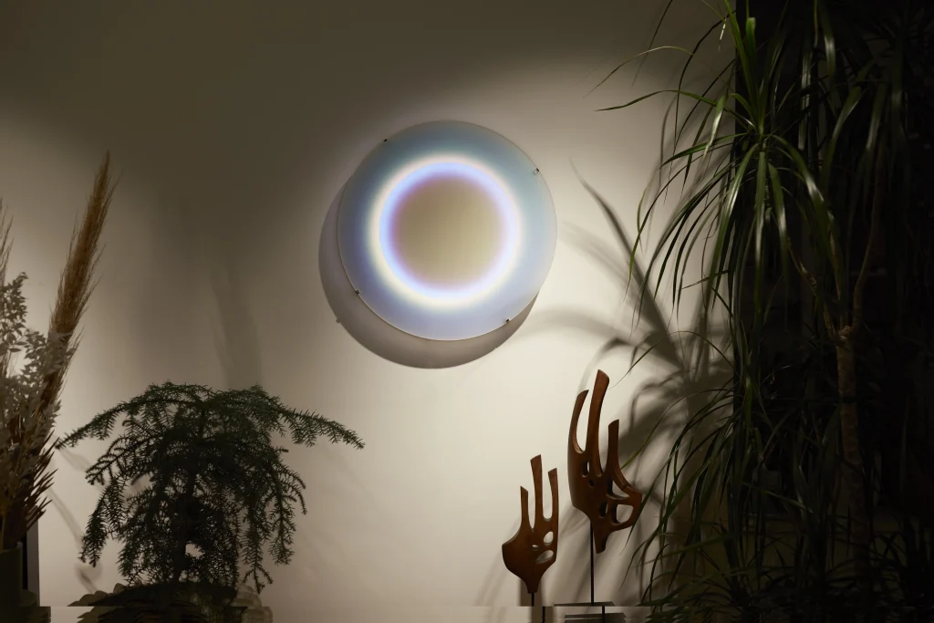 Event Horizon S : Eclipse Gradient Acrylic Glass Lamp — 6