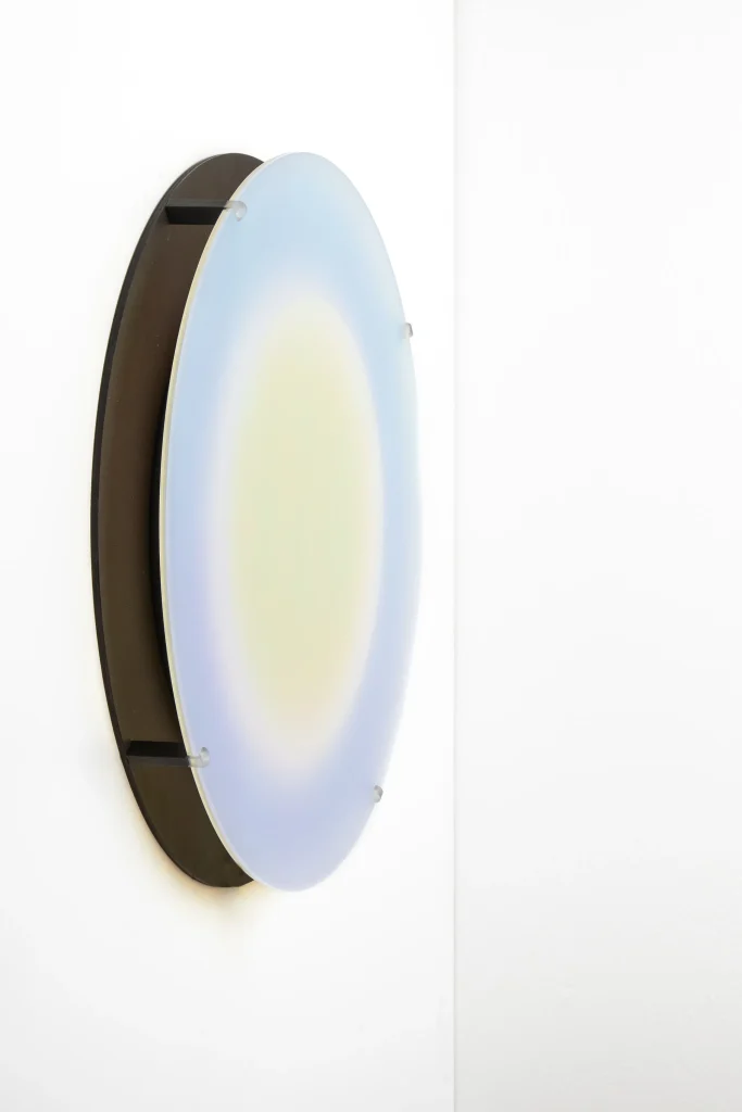 Event Horizon S : Eclipse Gradient Acrylic Glass Lamp — 10