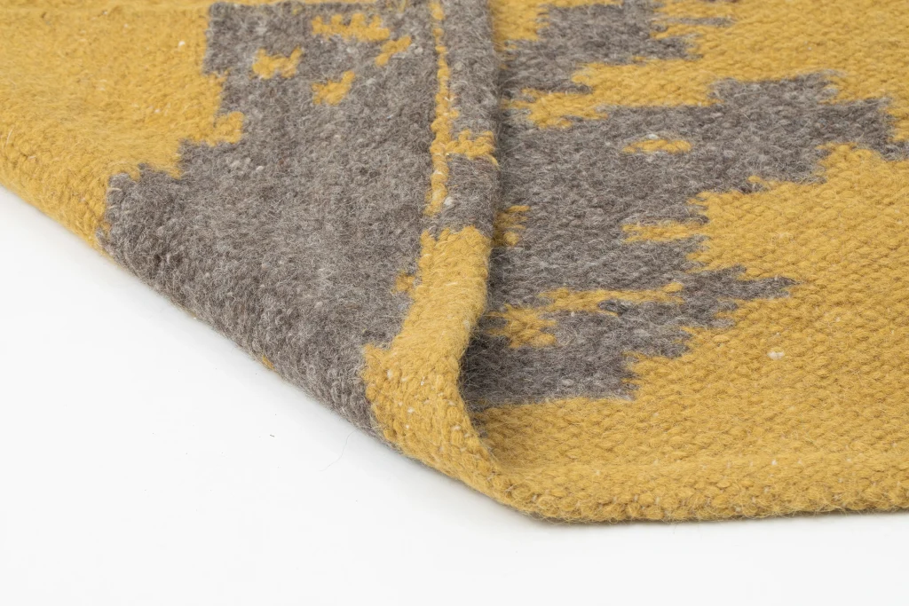 Ystra - Woven Wool Rug — 4