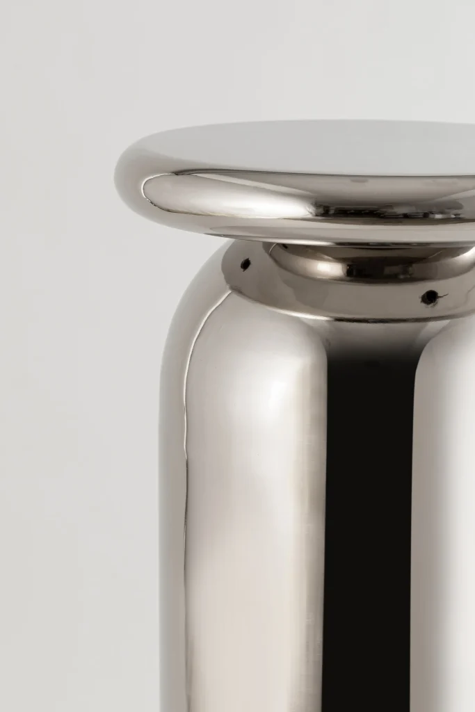Scuba - Iron Drink Table — 3