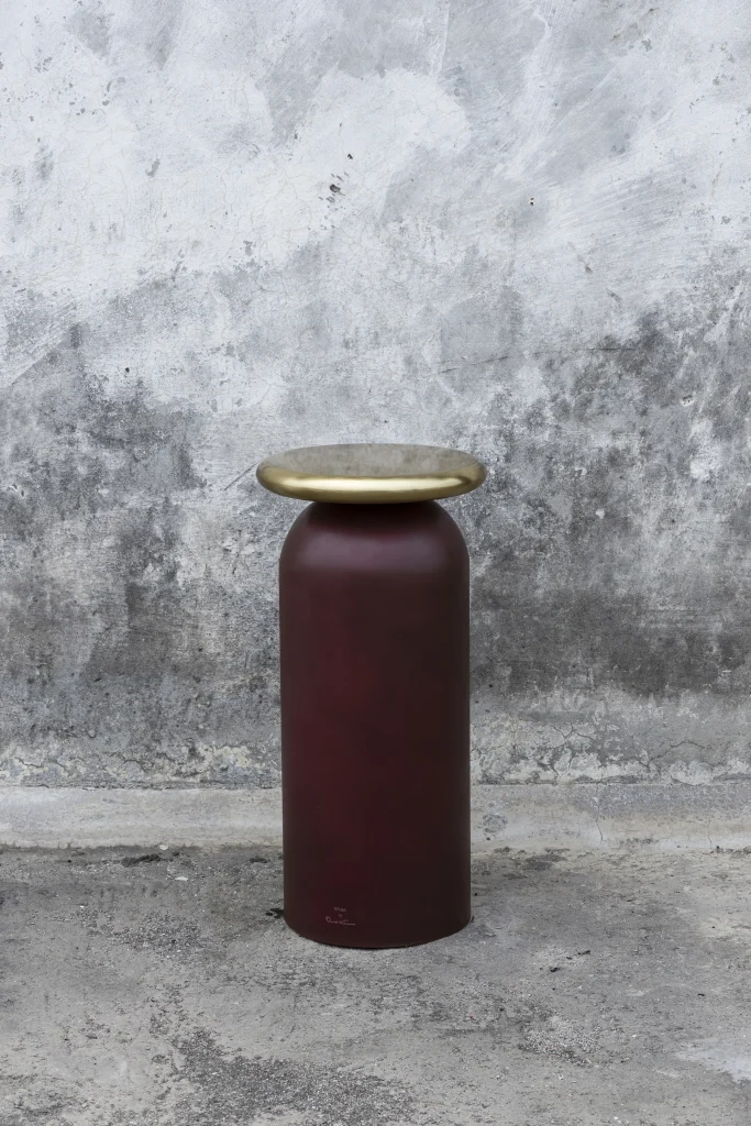Scuba - Iron Drink Table — 12