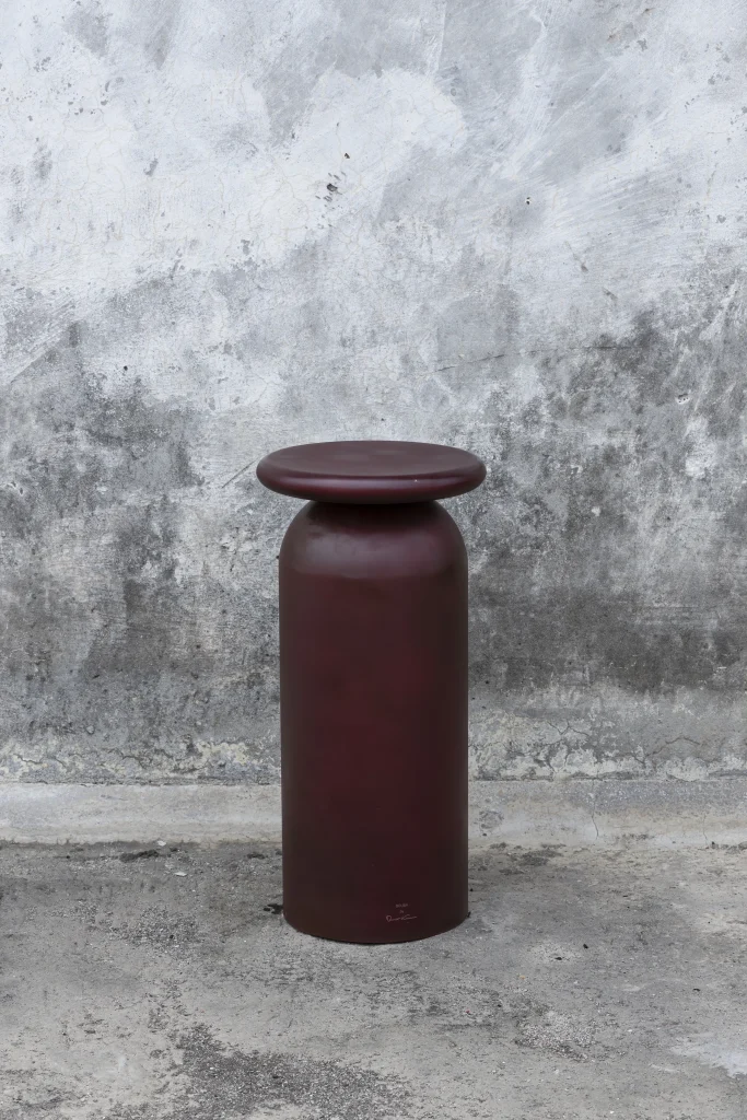 Scuba - Iron Drink Table — 13