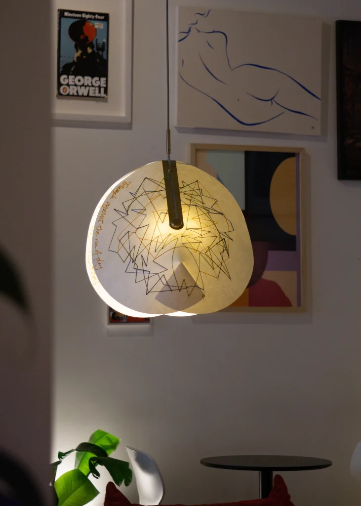 Concha Embroidure Pendant Lamp in Paper and Brass — 10