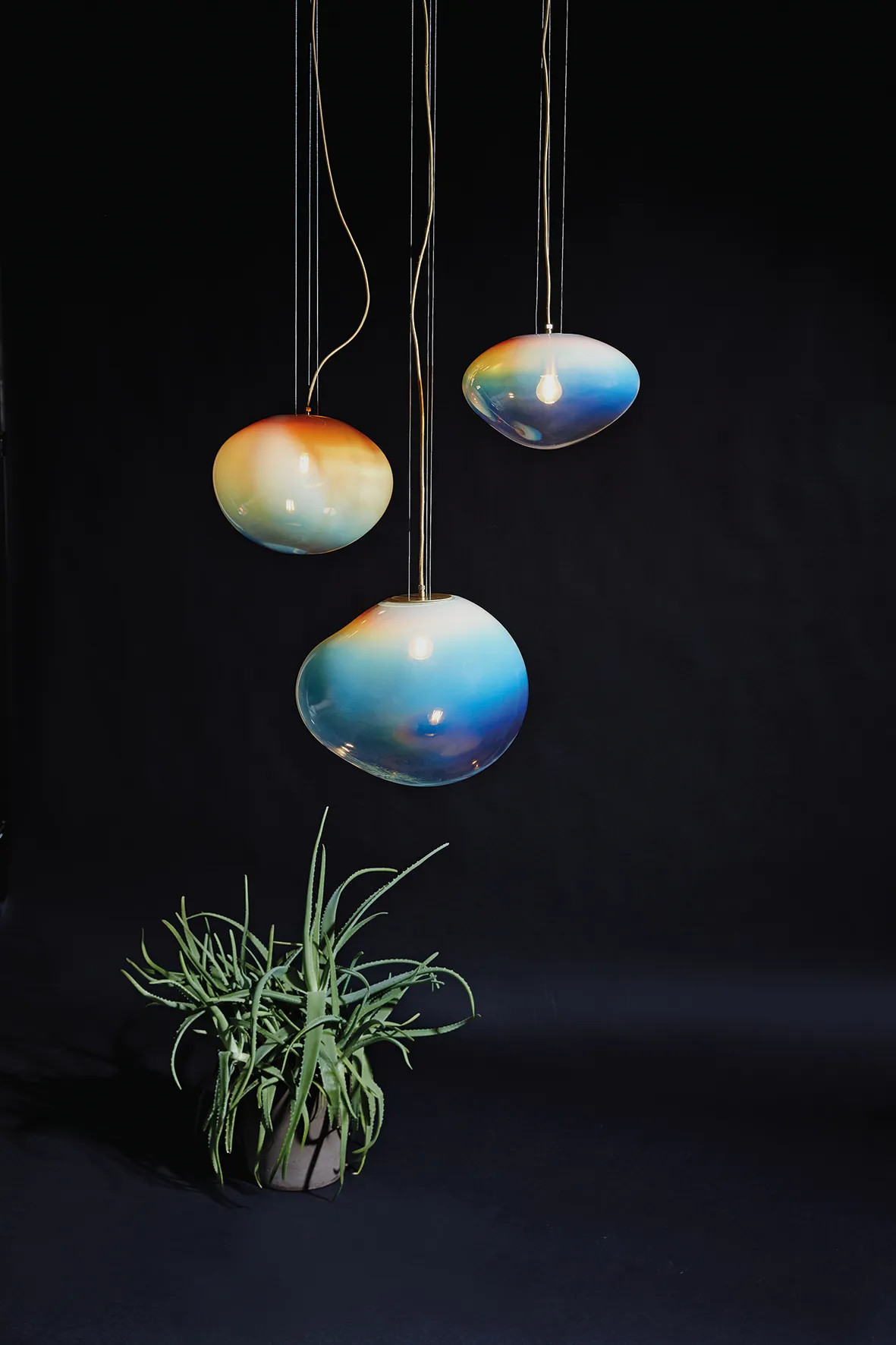 【美品】UNICO OLIKA LAMP 3BULB PENDANT unico OLIKA LAMP 3BULB PENDANT ノルディックブルー