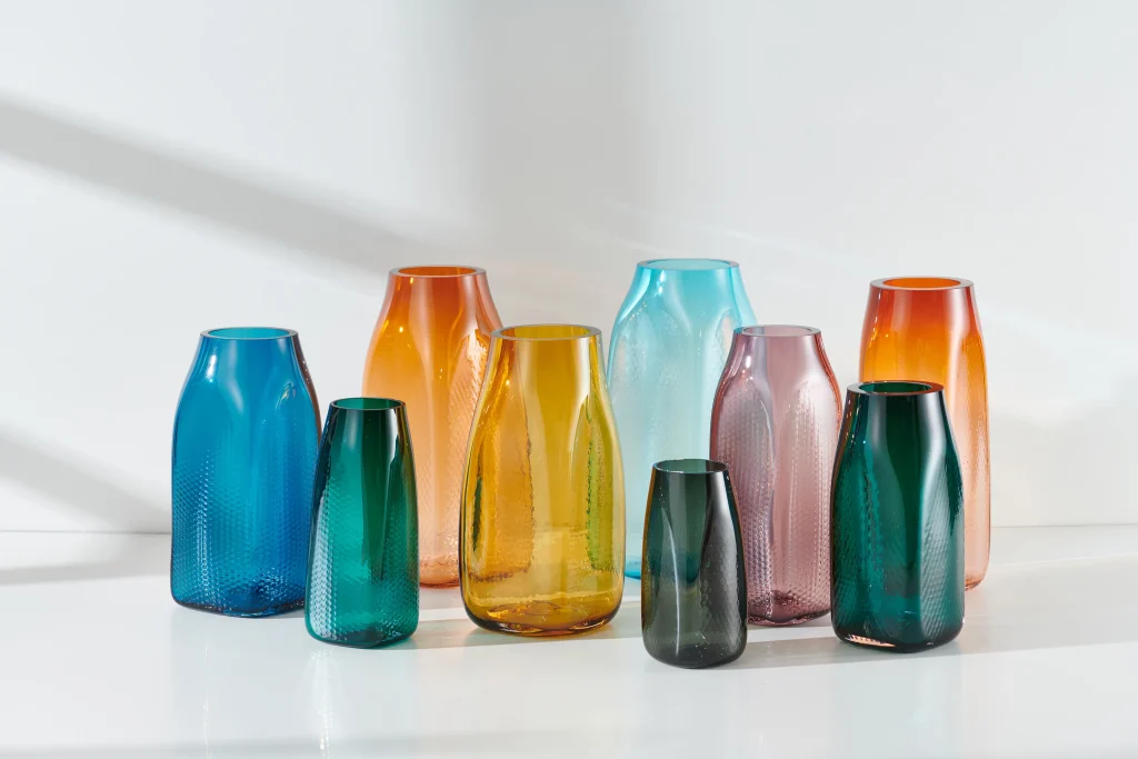 Splay The Louvre No. 2 – Translucent Free Blown Glass Vase — 3