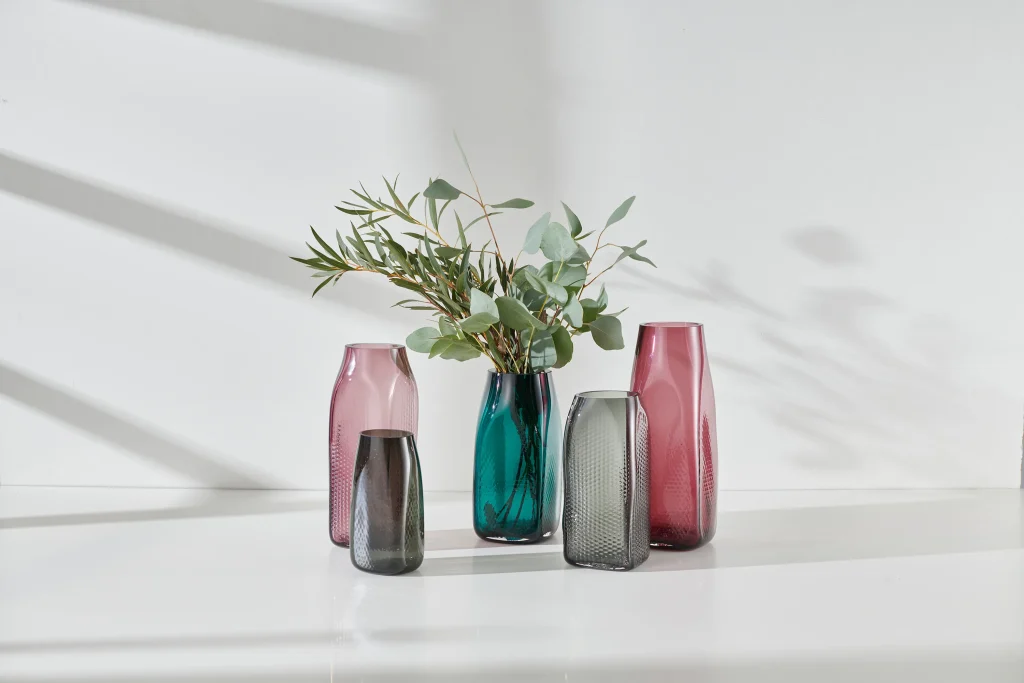 Splay The Louvre No. 2 – Translucent Free Blown Glass Vase — 8