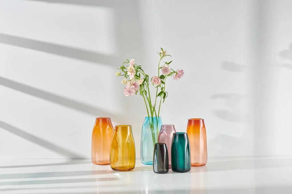 Splay The Louvre No. 2 – Translucent Free Blown Glass Vase — 7