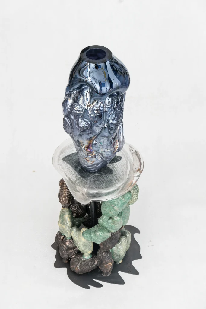 Dysplasio - Dark Purple Blown Glass Vase — 5