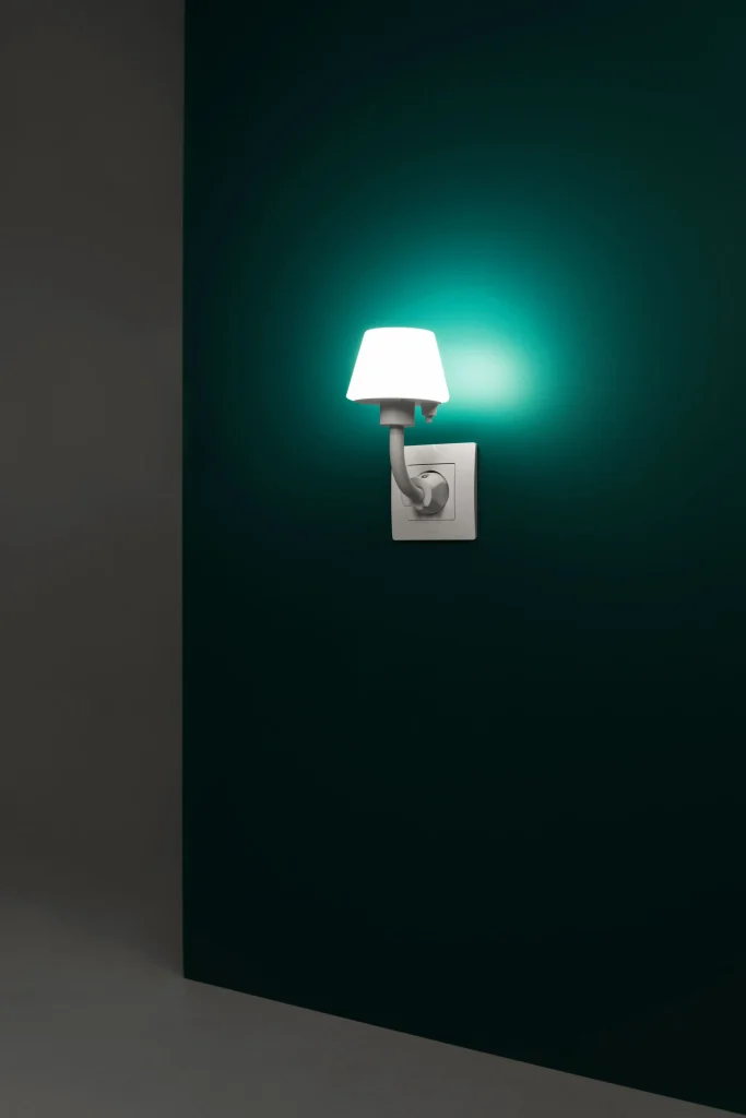 Petit-four - Plug Wall Light — 5