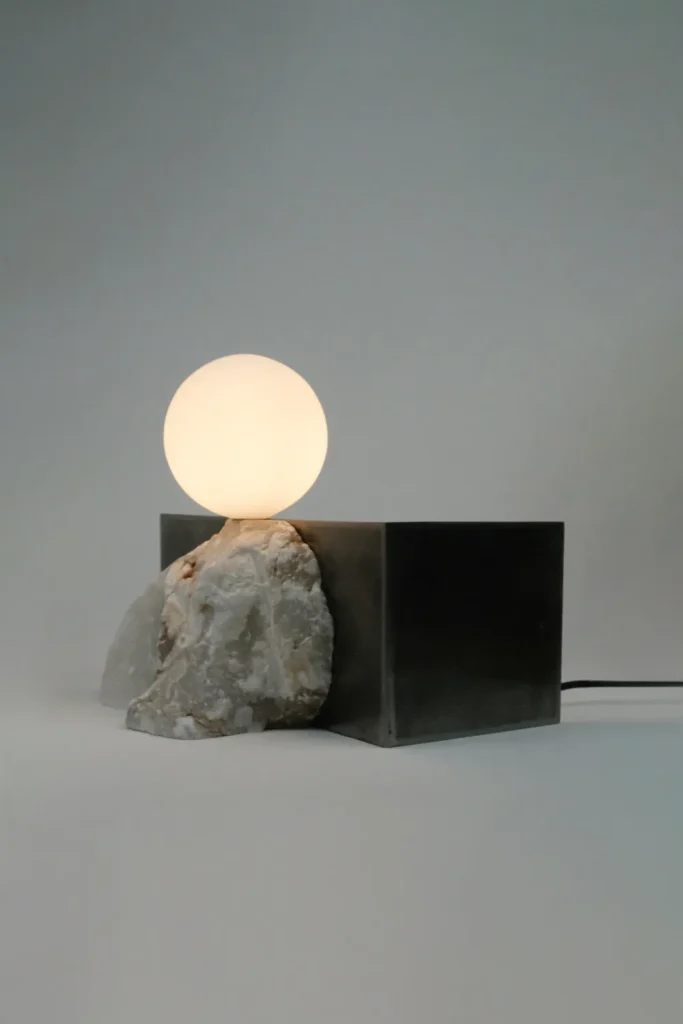 Himalaya Lunar Horizontal Table Lamp in Alabaster — 2