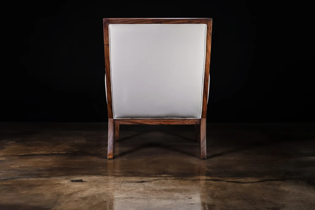 Belgrano - Contemporary Lounge Chair In Wood And Leather — 5