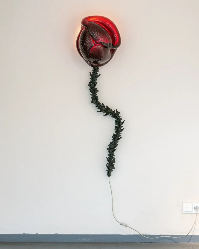 Dysplasio Wall Sconce in Blown Glass — 2