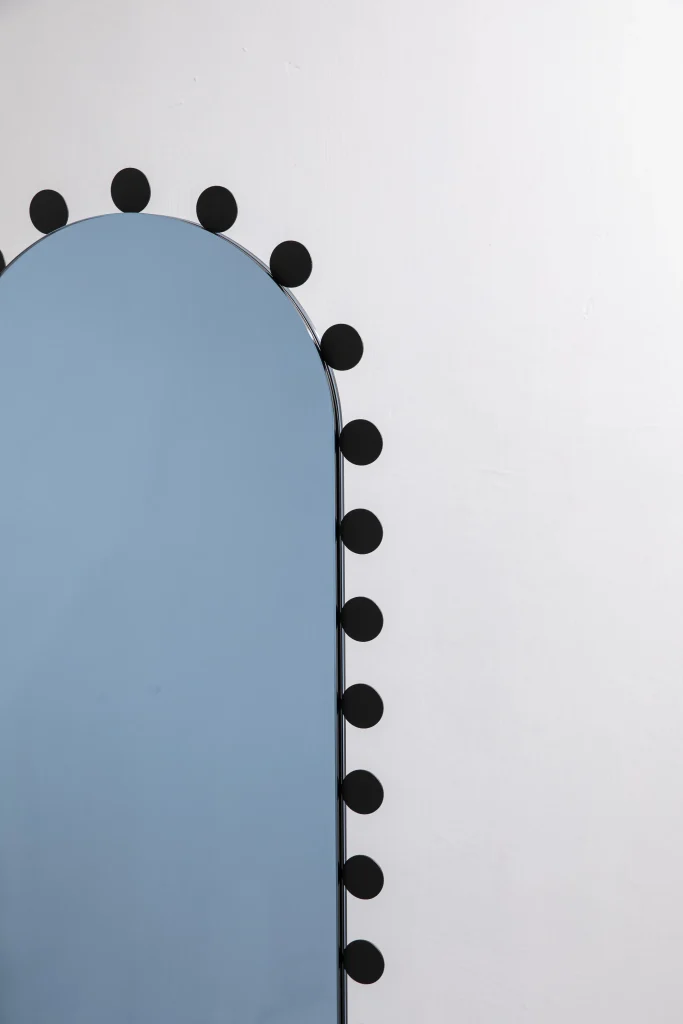 Medaillon - Sculptural Floor Mirror — 2