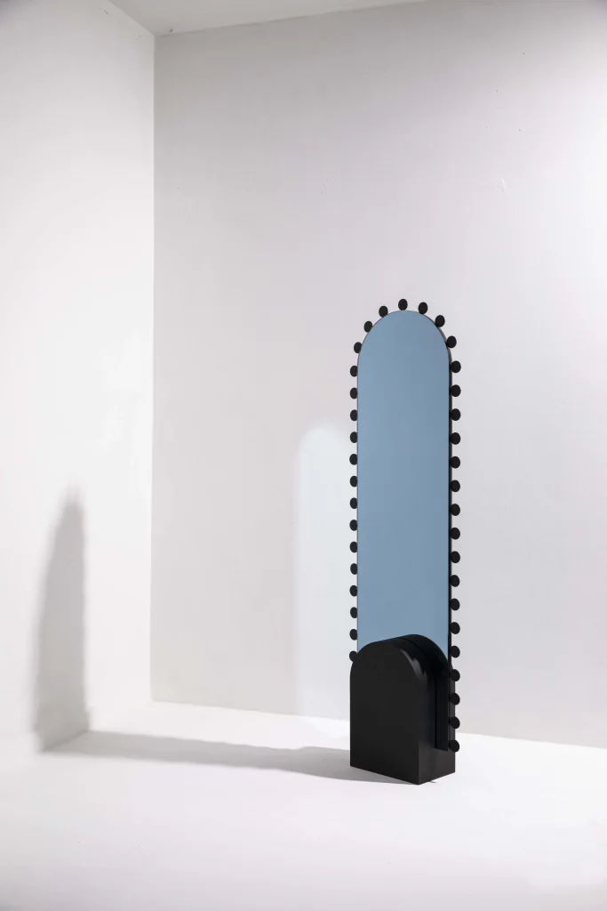 Medaillon - Sculptural Floor Mirror — 4