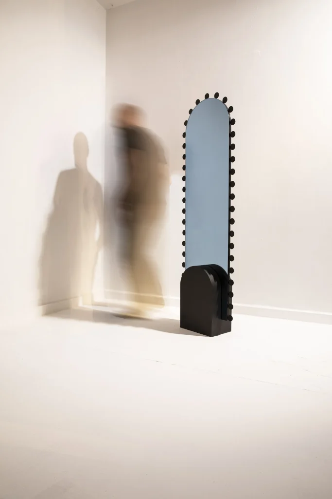 Medaillon - Sculptural Floor Mirror — 5