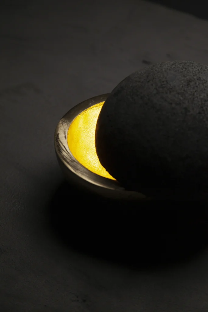 Hemisferio Table Lamp in Bronze and Volcanic Stone — 6