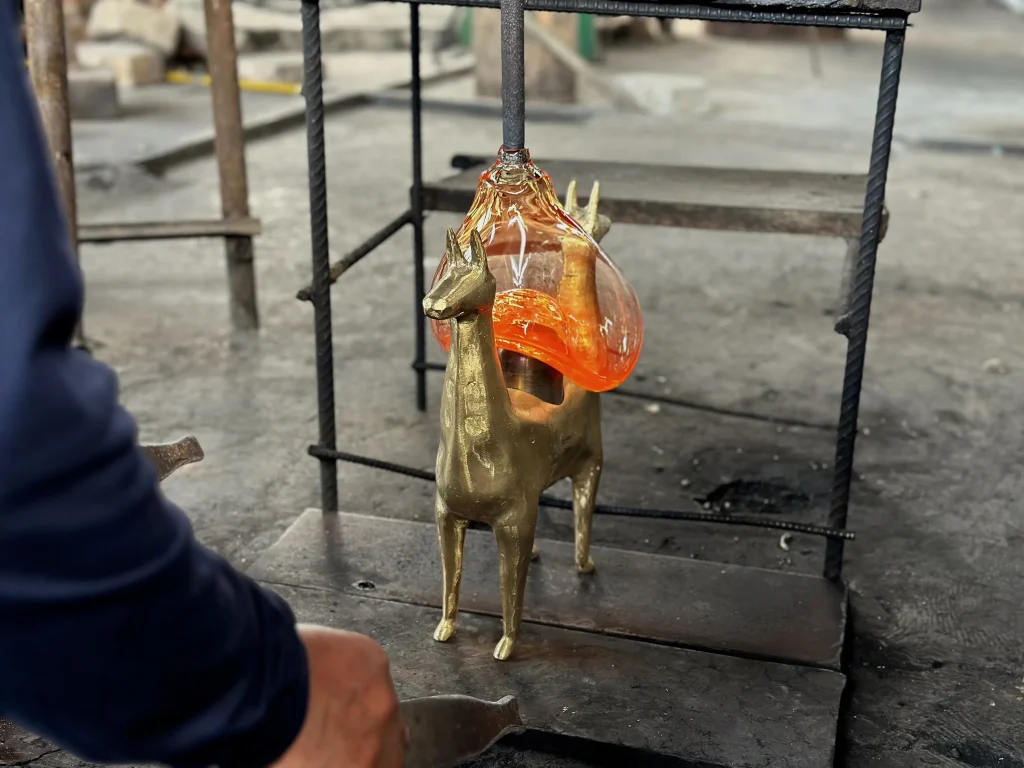 Llamas Table Lamp In Casted Bronze And Handblown Glass, In Stock — 14