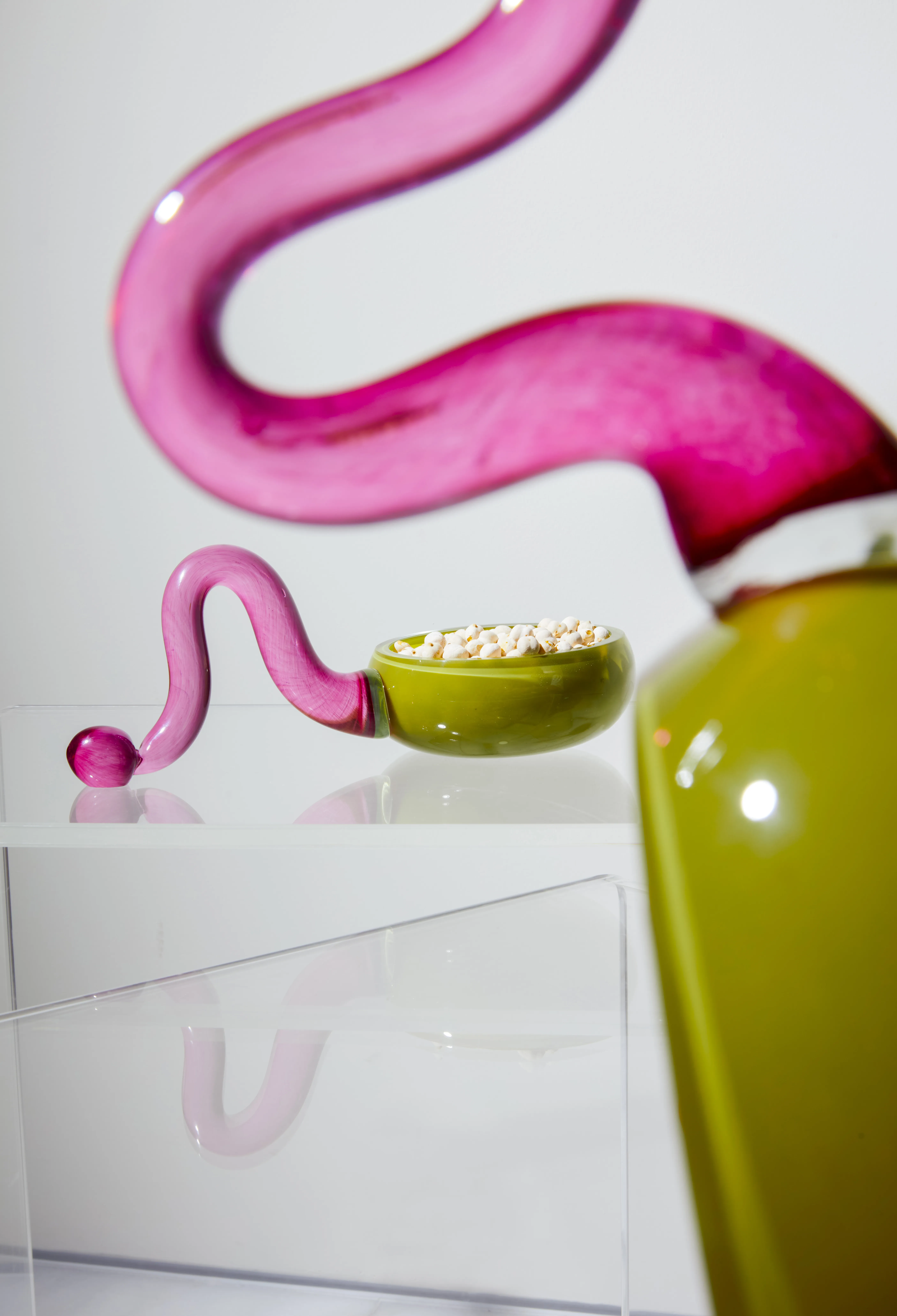 Wavy Lady – Glass-blown Dish
by Deya