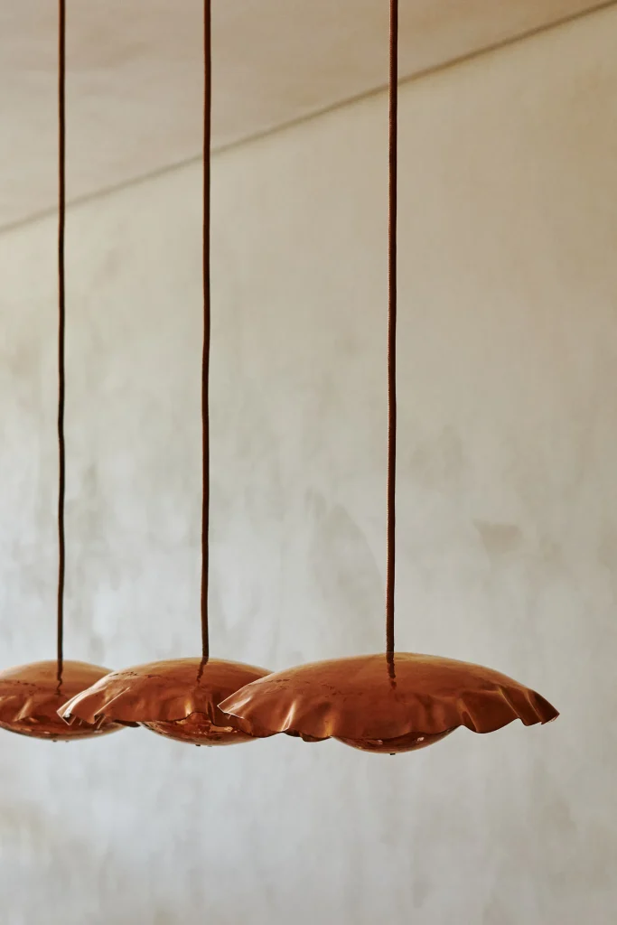 Clam Pendant Lamp in Copper — 3