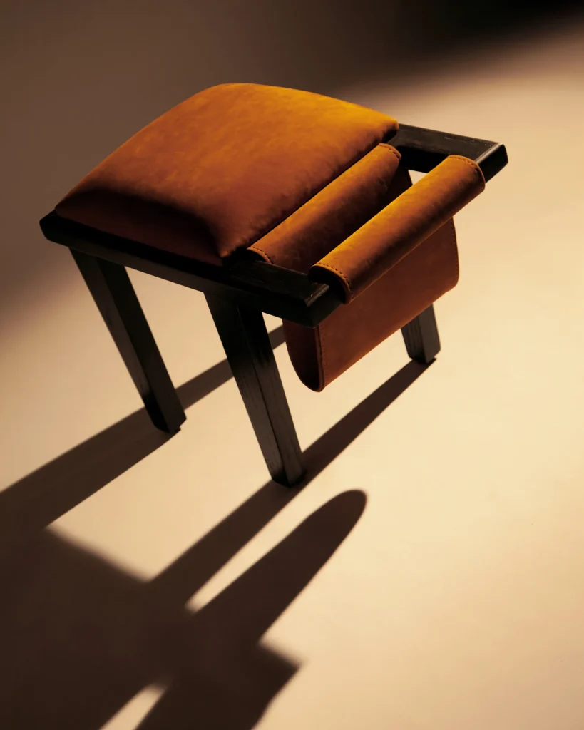 Ka Iwe - Wood & Leather Stool — 2