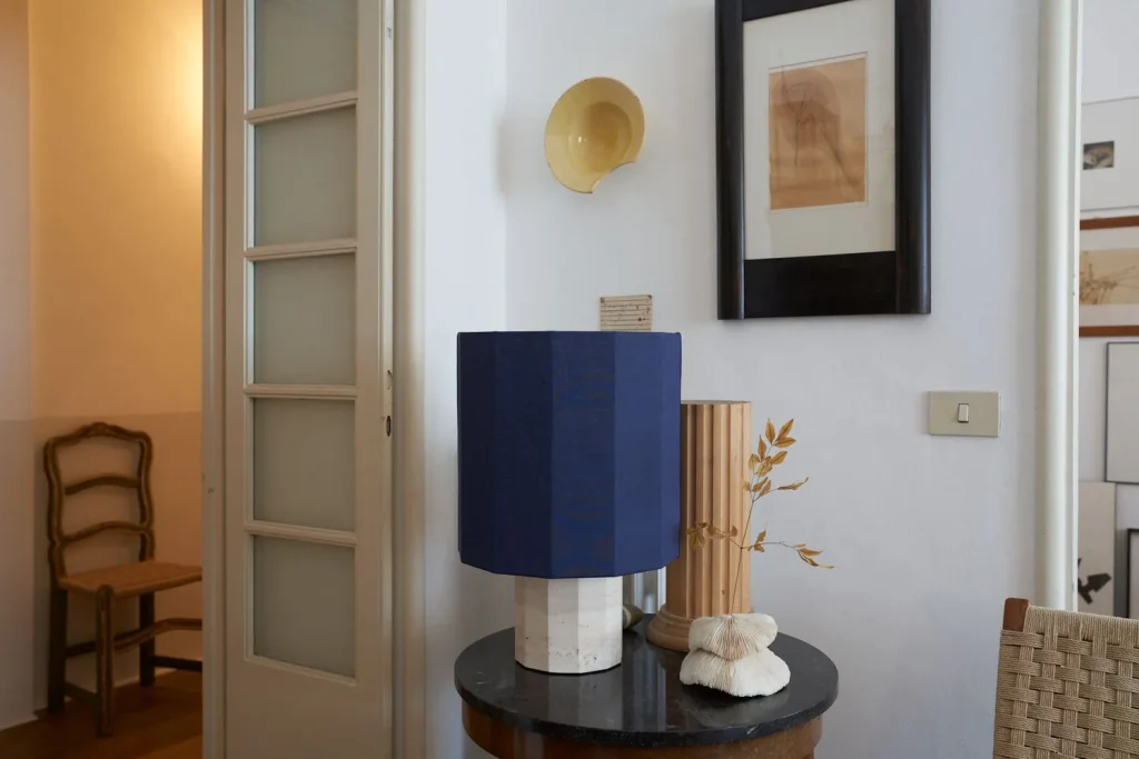 Roma Dodecagon Medium Table Lamp In White Travertine — 4
