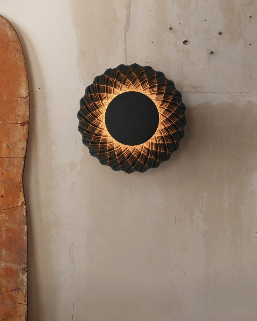 Sun Vxs 02 — Natural Sand Wall Lamp With Soft Ambient Glow — 7