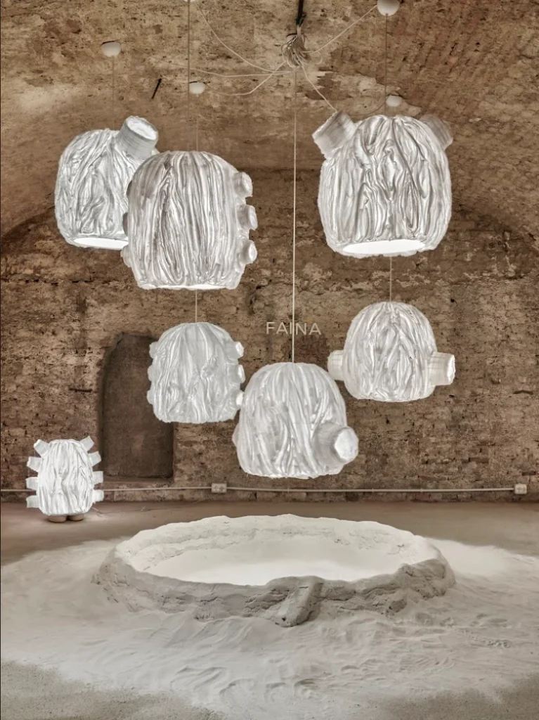 Desire Sluhach Pendant Lamp in Muslin and Metal — 2