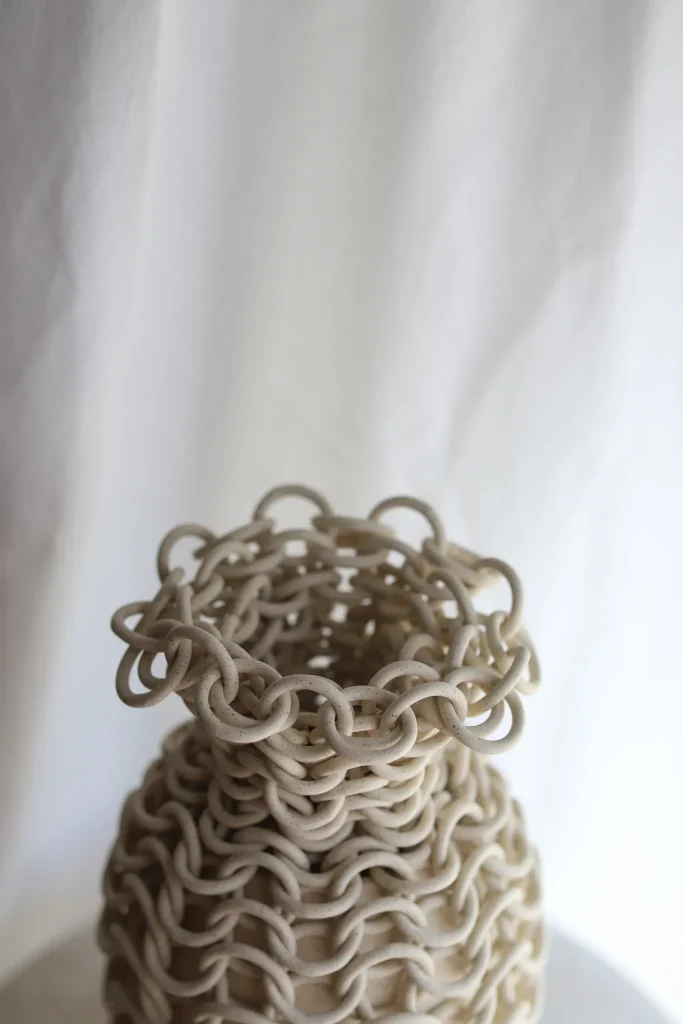 Vik Vase — 4