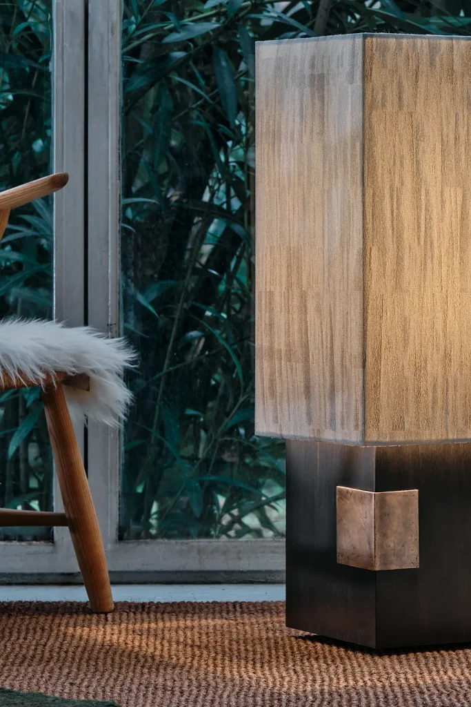 Orhée Noir Floor Lamp in African Ebony Wood — 3
