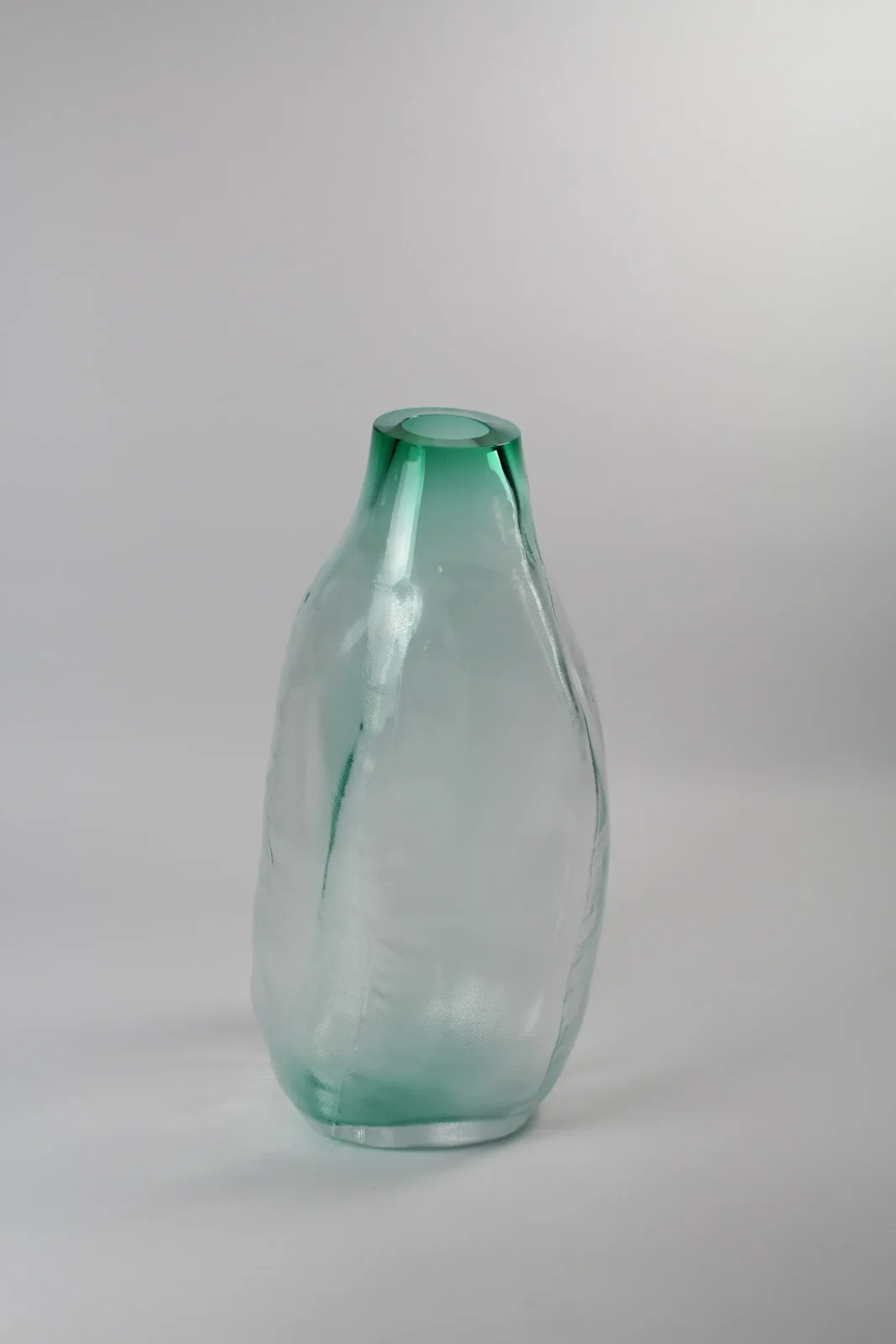 105 Ltr Forms - Emerald Green Glass Object — 2
