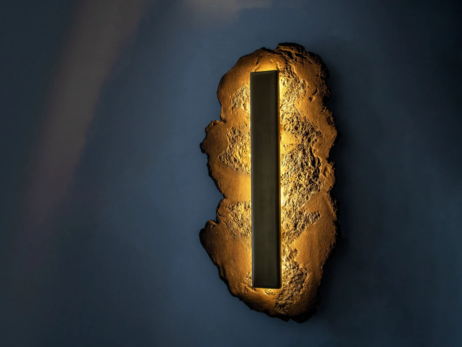 Asea No. 3 - Stoneware / Brass Sconce — 5