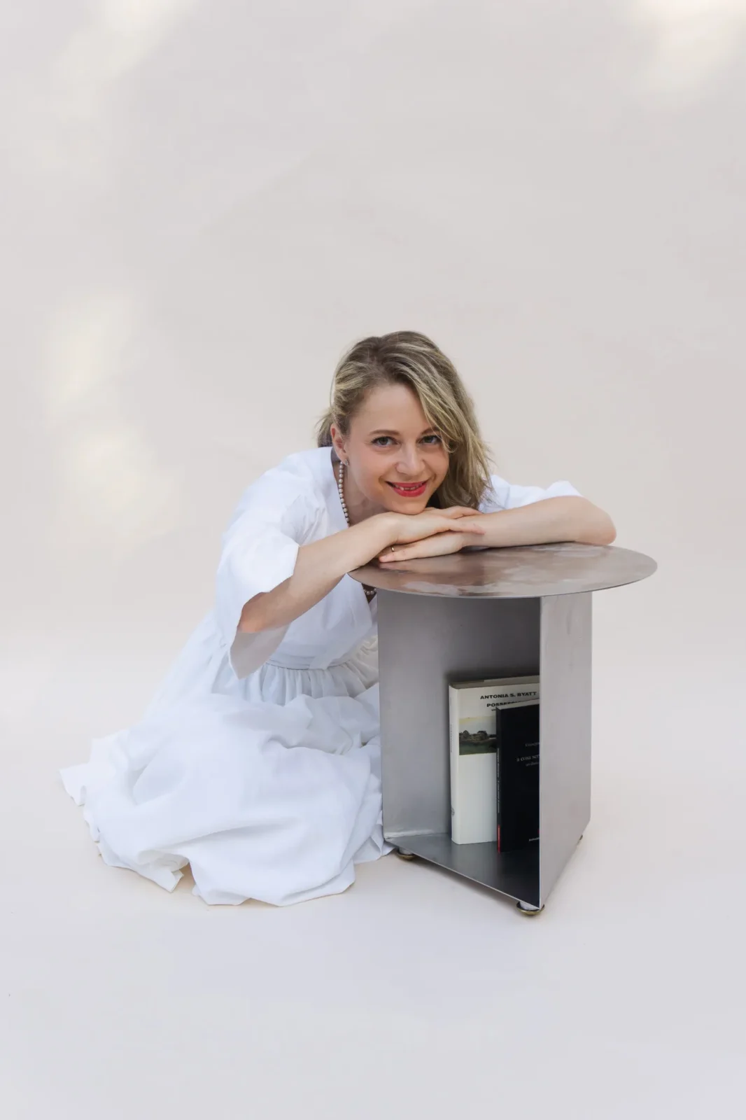 Cloud - Stainless Steel Stool / Bookcase — 2