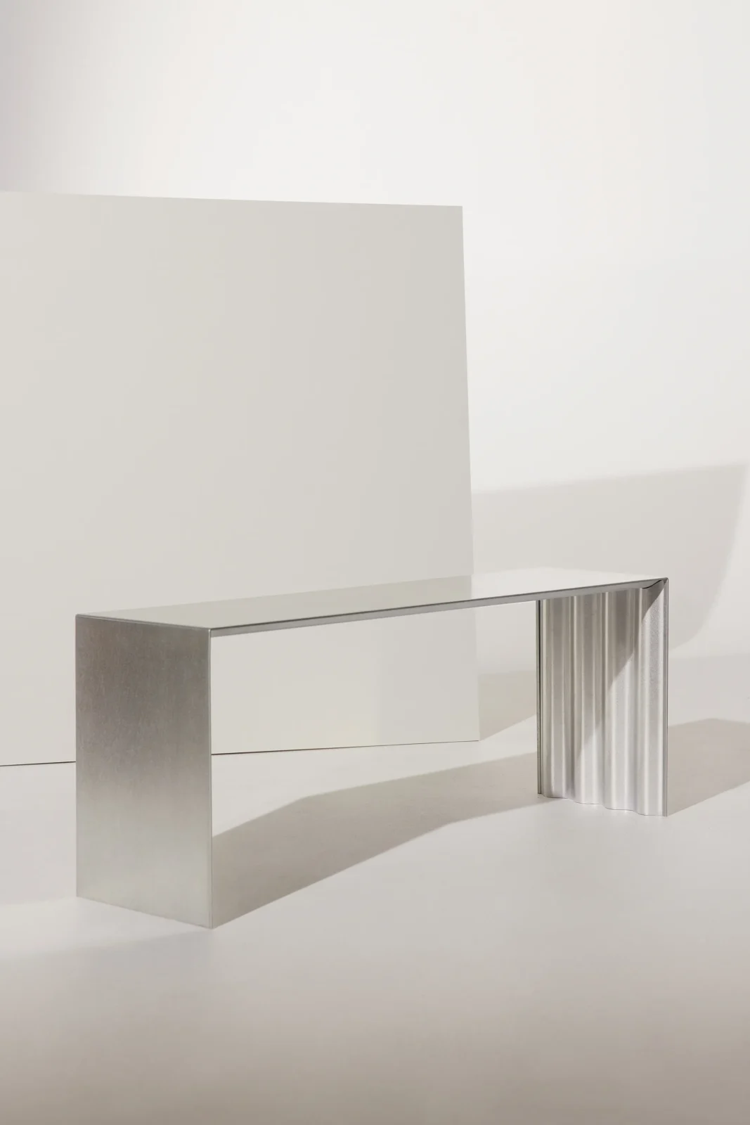 Sinus 18 - Steel Bench — 1
