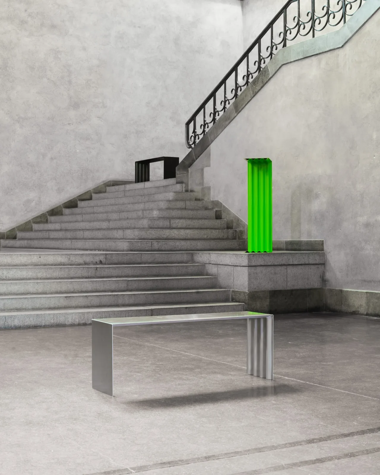 Sinus 18 - Steel Bench — 3