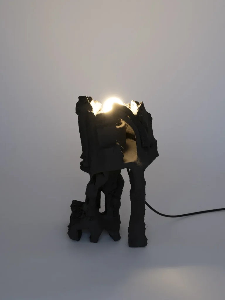 Rupture - Black Clay Lamp — 3