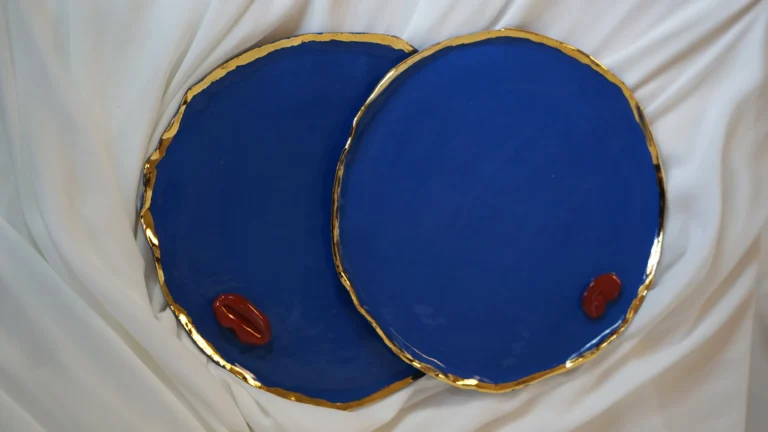 Lips Plates - Blue Porcelain — 1
