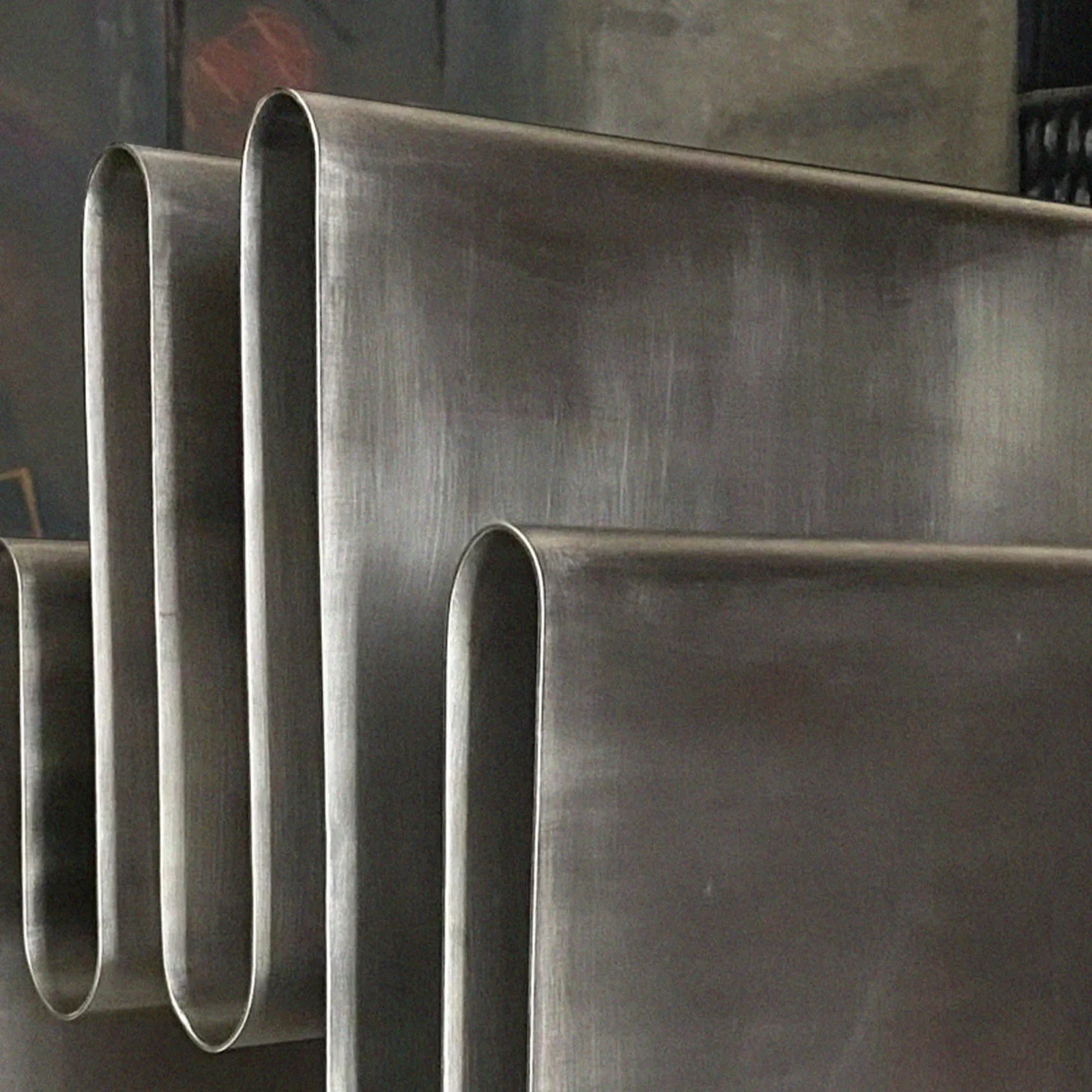R001-01 - Stainless Steel Magazine Holder — 4