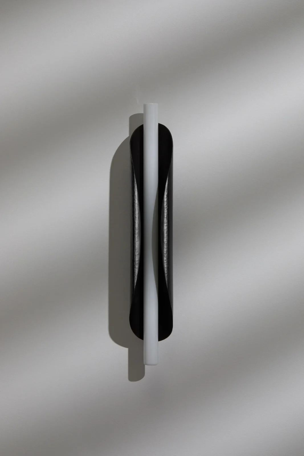 Taco De Luz 50cm - Black Patinated Brass Wall Lamp — 8