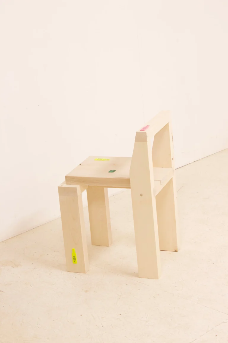 Avivé Chair - Maple — 2