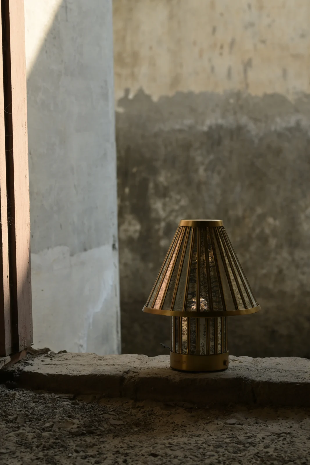 Fossil Table Lamp In Stainless Steel — 8